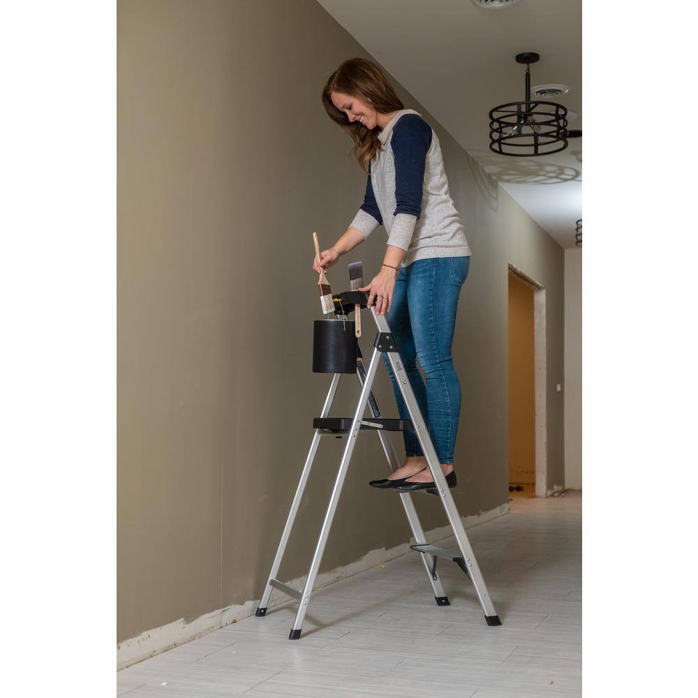 Gorilla Ladders 3-Step Aluminum Step Stool Ladder 250 lbs. Type I Duty Rating (9ft. Reach Height) GLA-3-2