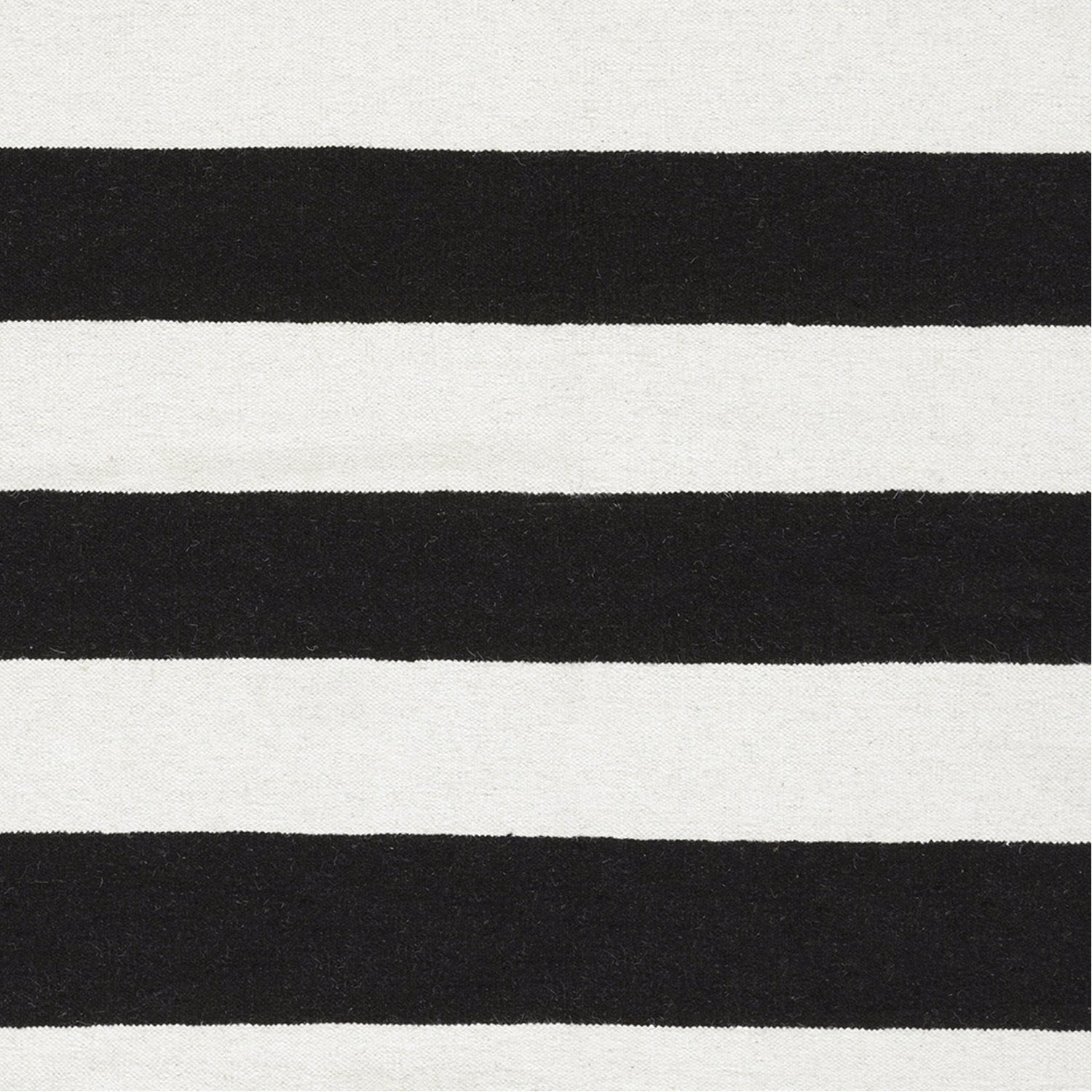 Frontier Collection 100% Wool Area Rug in Jet Black and White