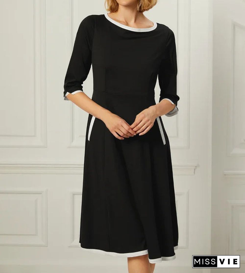 Groovy 3/4 Sleeve Round Neck Midi Dress