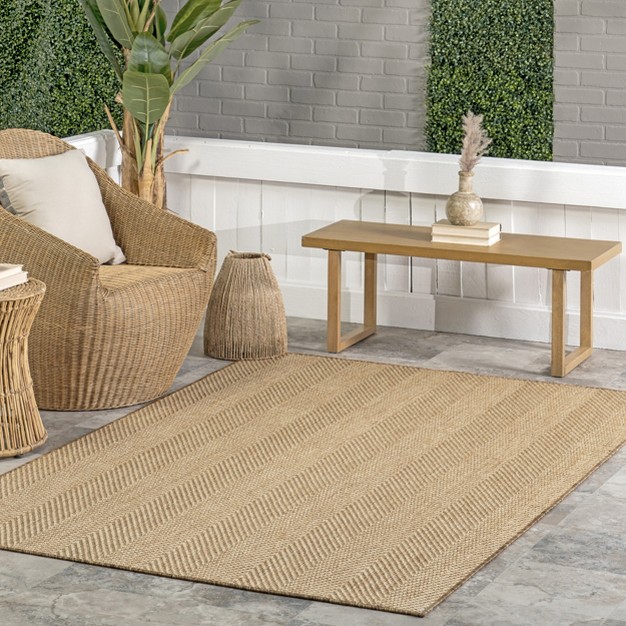 Nuloom Emerie Solid Casual Indoor outdoor Area Rug