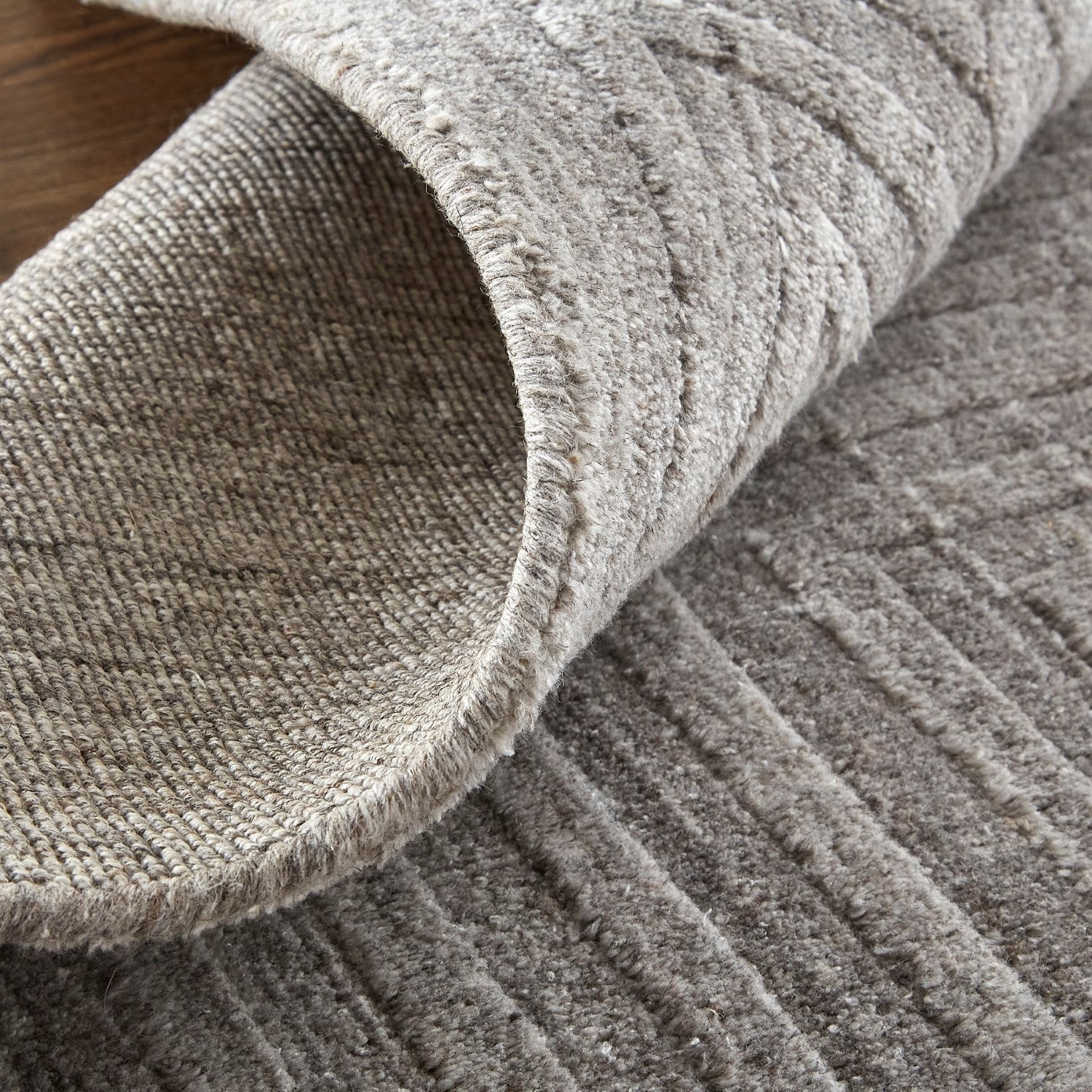 Tatem Hand Woven Linear Beige/Gray Rug