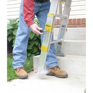 Werner 24 ft. Aluminum D-Rung Equalizer Extension Ladder with 250 lb. Load Capacity Type I Duty Rating D1824-2EQ