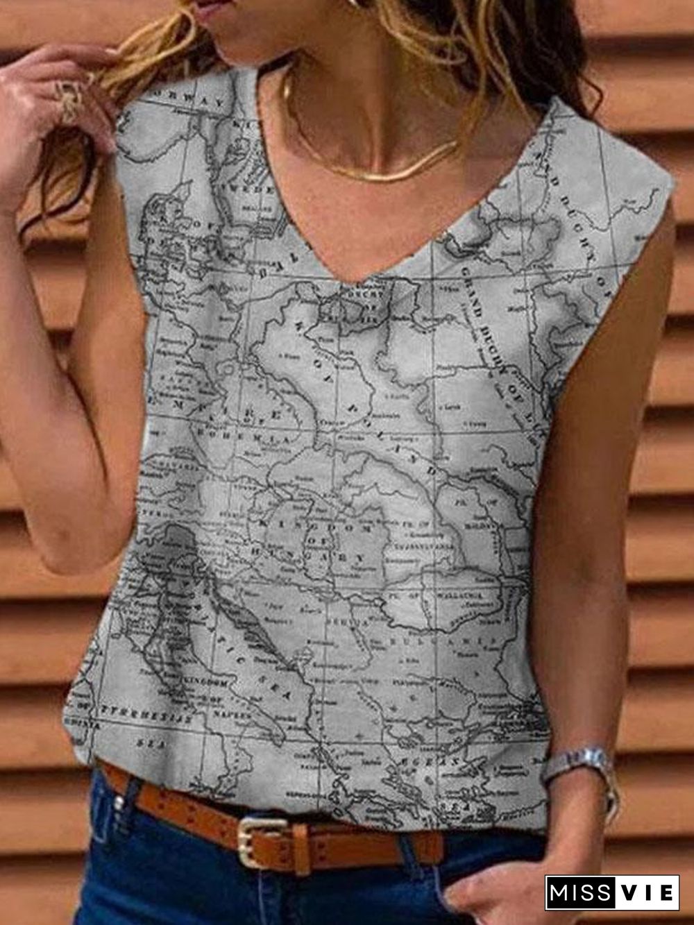 Women's Loose Fashion V-neck Sleeveless Floral Printed Graphic T-shirt