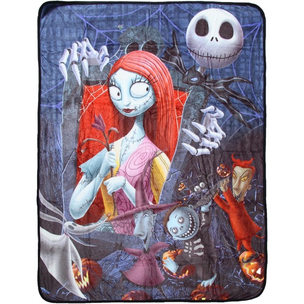 Disney The Nightmare Before Christmas Gang Micro Fleece Throw Blanket Multicoloured