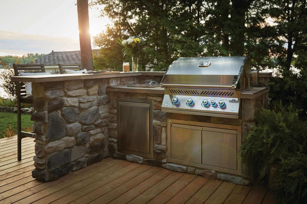 Napoleon Bbq BIG32RBNSS1 Built-In 700 Series 32 With Infrared Rear Burner , Natural Gas, Stainless Steel