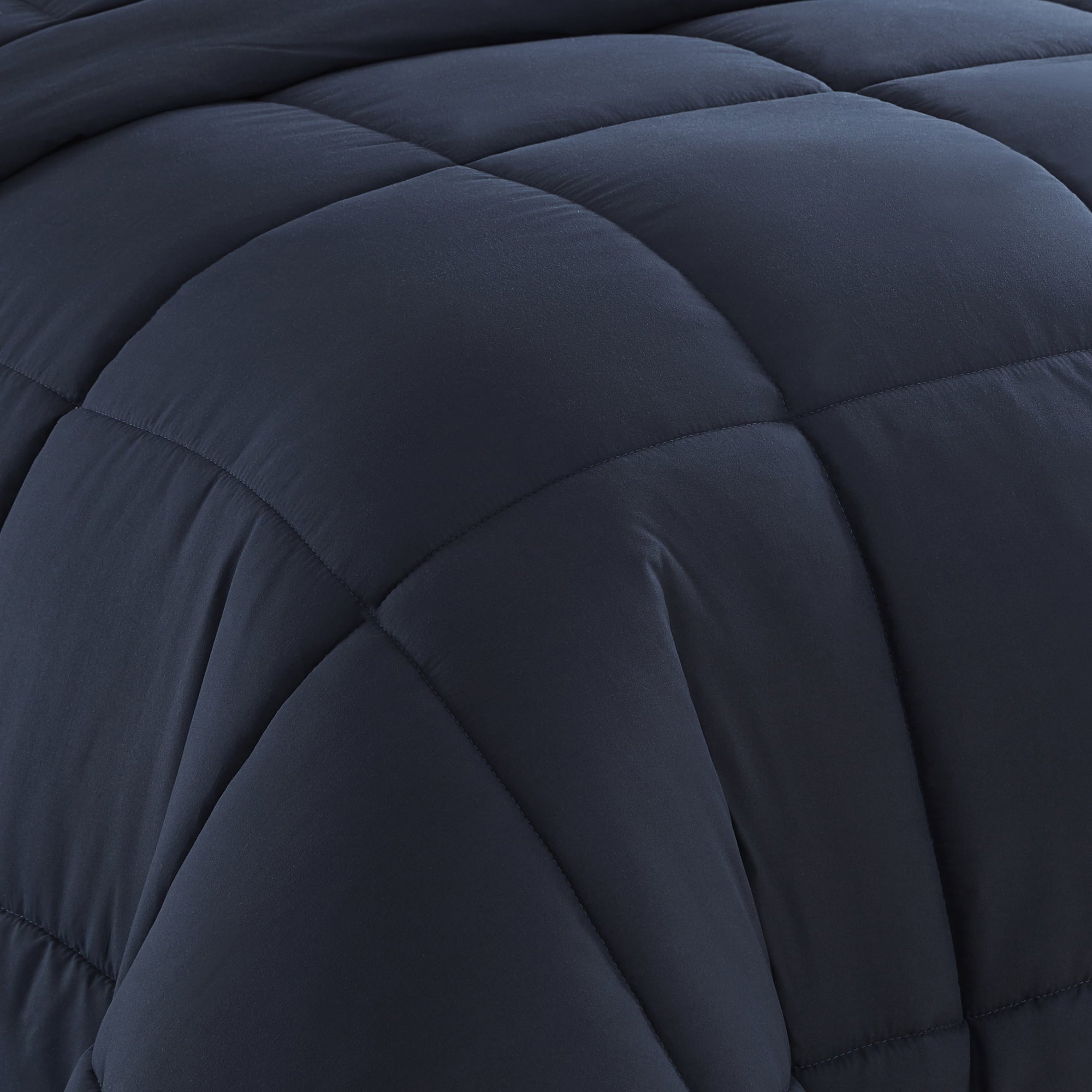 Luxury 5 Piece Bed in a Bag Down Alternative Comforter and Sheet Set - Navy - Twin