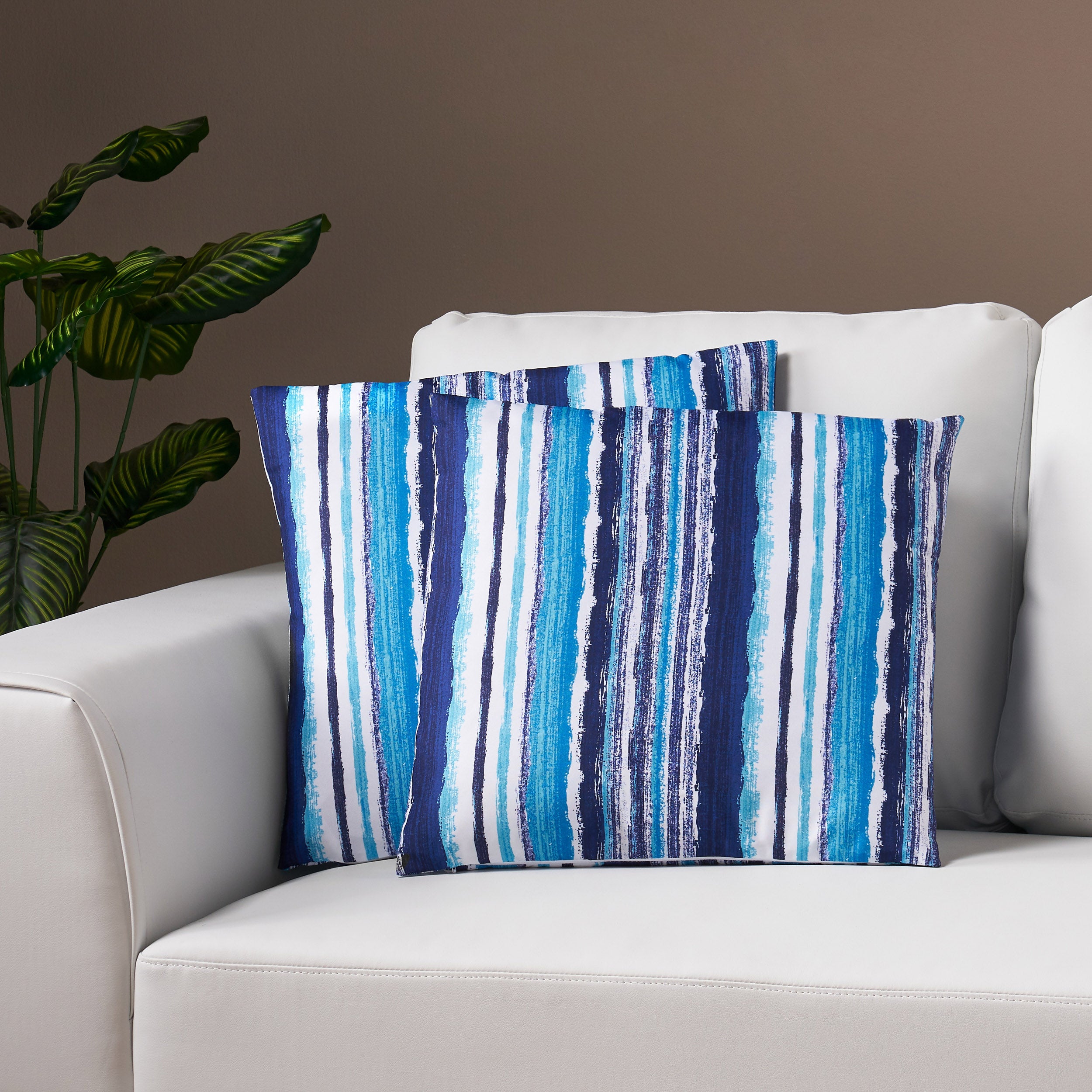 Keyona Modern Indoor Pillow Cover