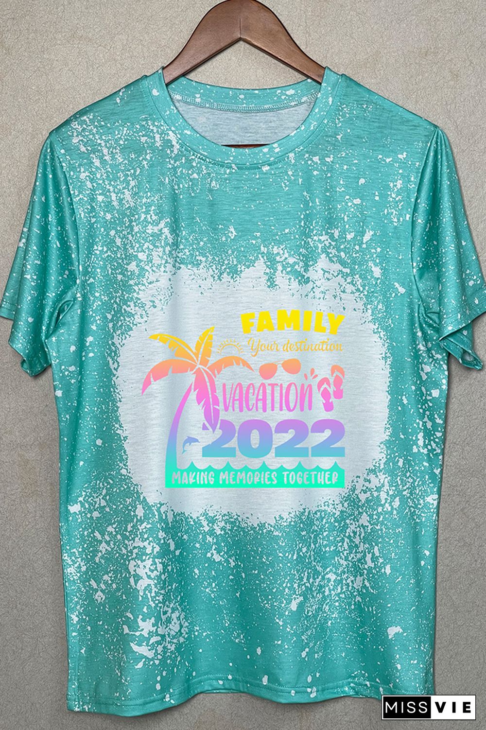 Family Vacation 2022 Graphic Tee Wholesale