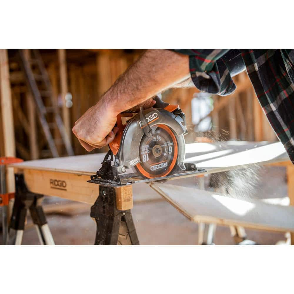 RIDGID 18V Subcompact Brushless 6-1/2 in. Circular Saw Kit with 4.0 Ah Battery and Charger R8656K