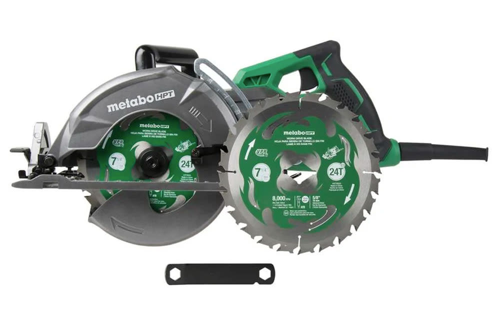 7-1/4-in Worm Drive Circular Saw ;