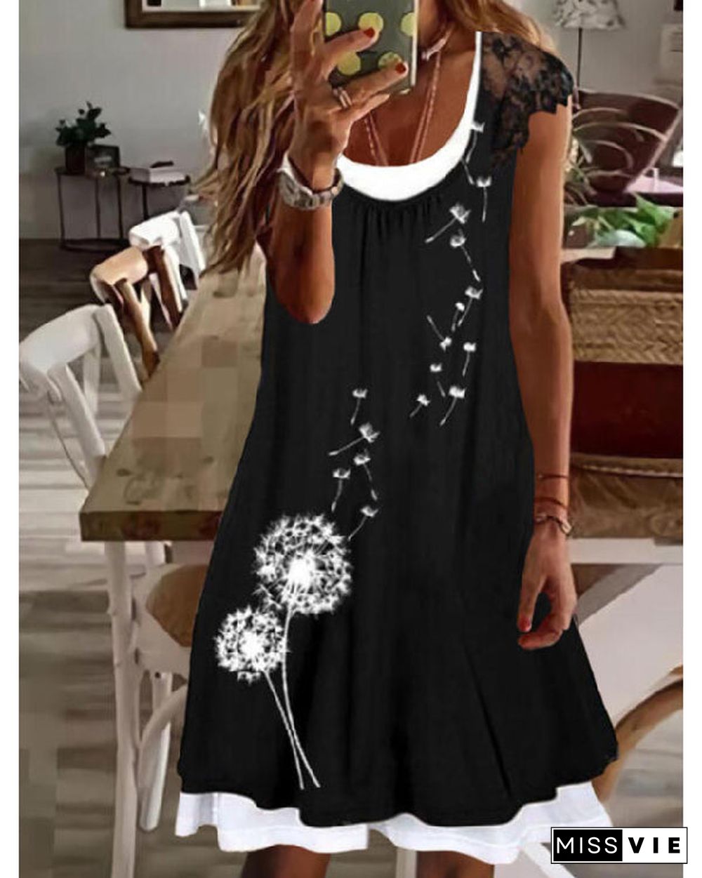 Fake Two Piece Printed Crew Neck Lace Dress