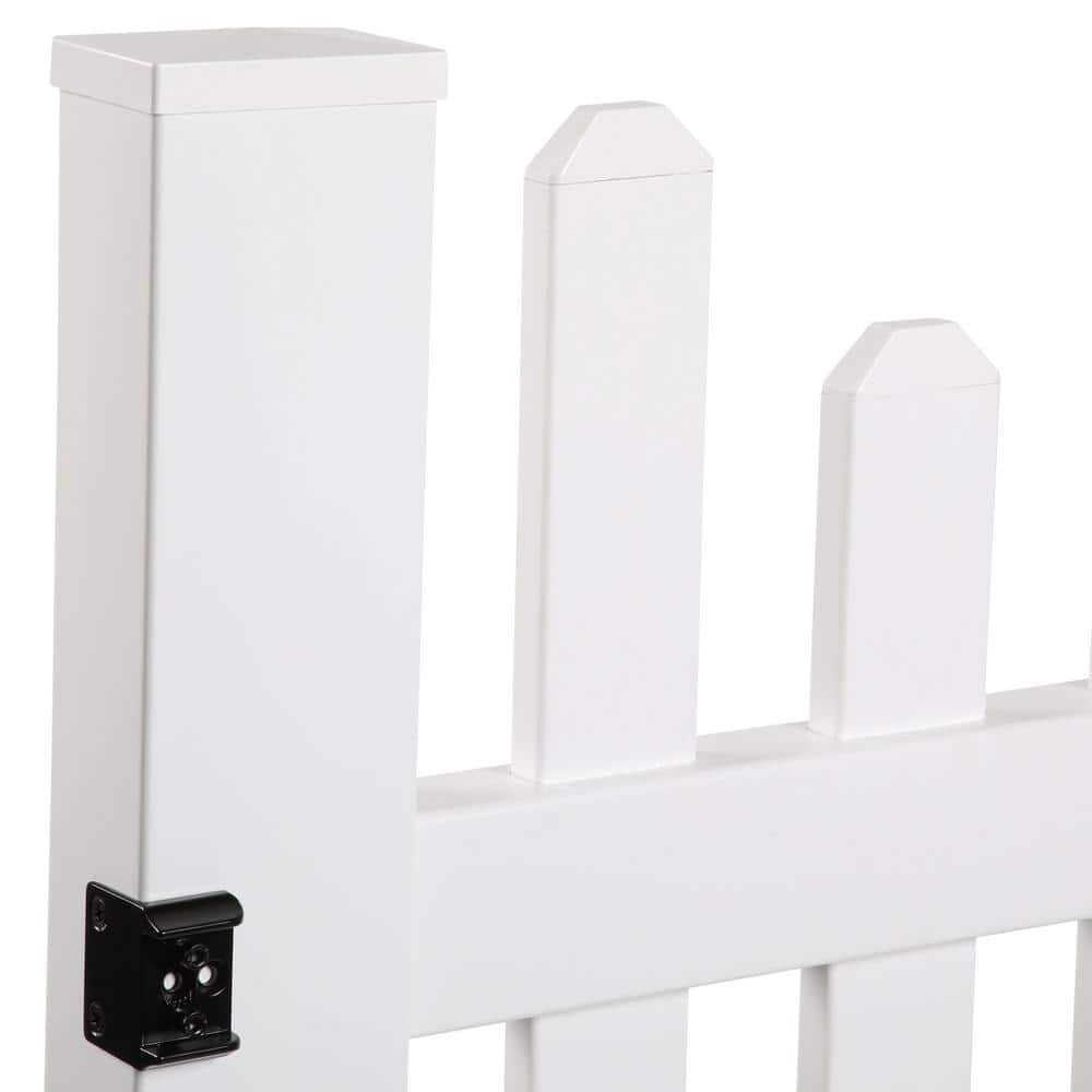 Barrette Outdoor Living Kettle Scallop 4 ft. W x 4 ft. H White Vinyl Un-Assembled Fence Gate 73014759