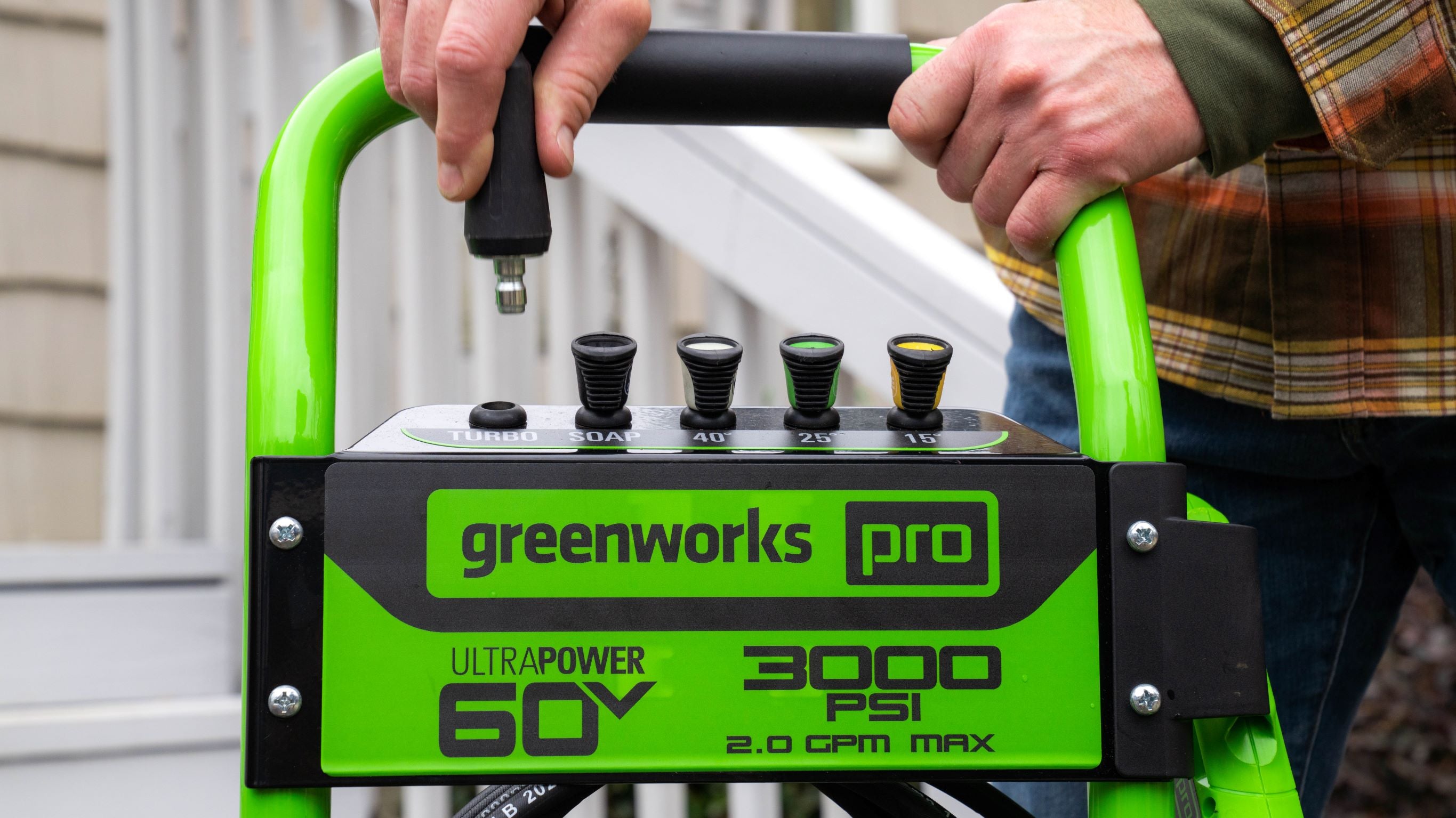 3000-PSI 2.0-GPM Pressure Washer w/ (2) 5.0Ah Batteries  Dual-Port Charger | Greenworks Tools