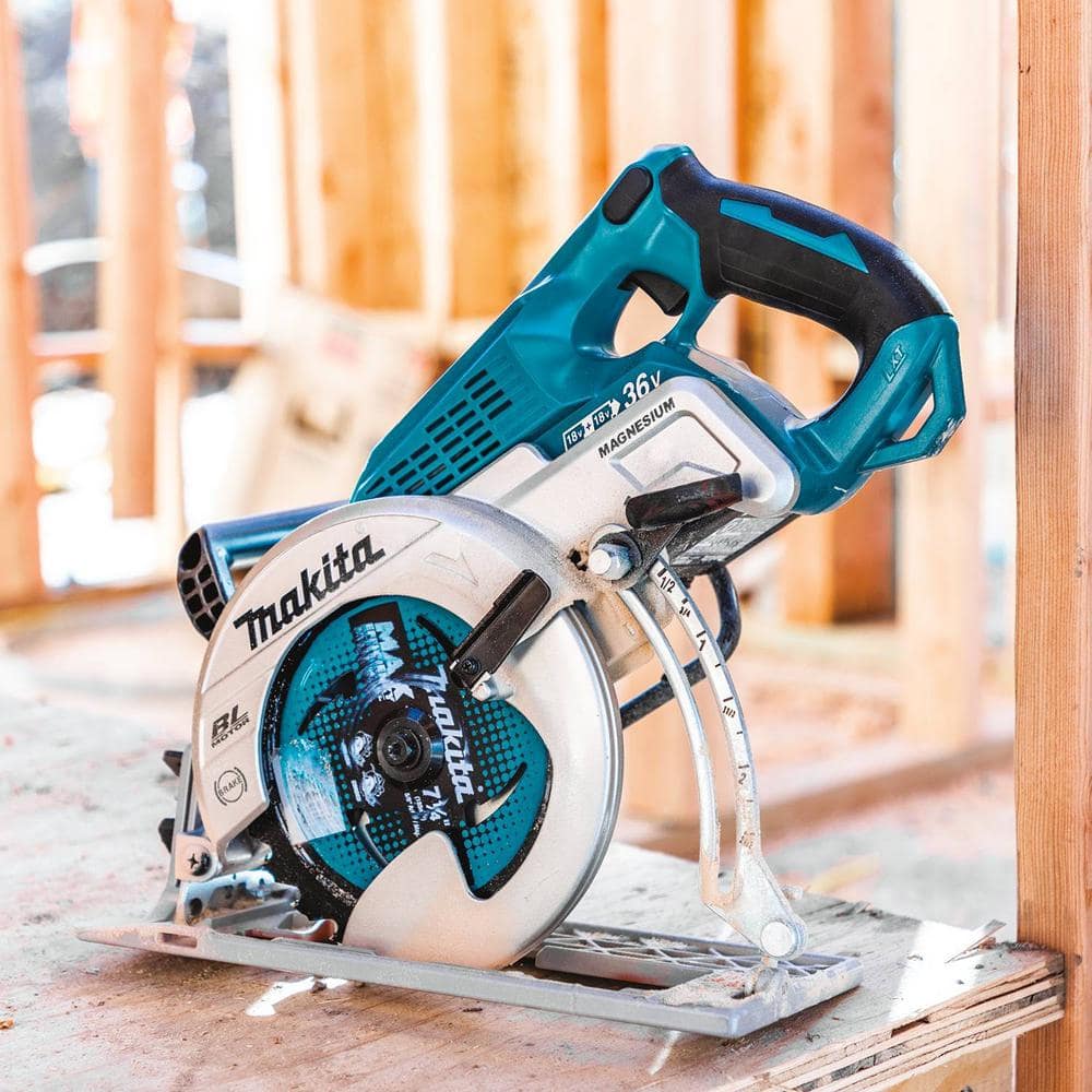 Makita 18V X2 LXT 5.0Ah Lithium-Ion (36V) Brushless Cordless Rear Handle 7-1/4 in. Circular Saw Kit XSR01PT