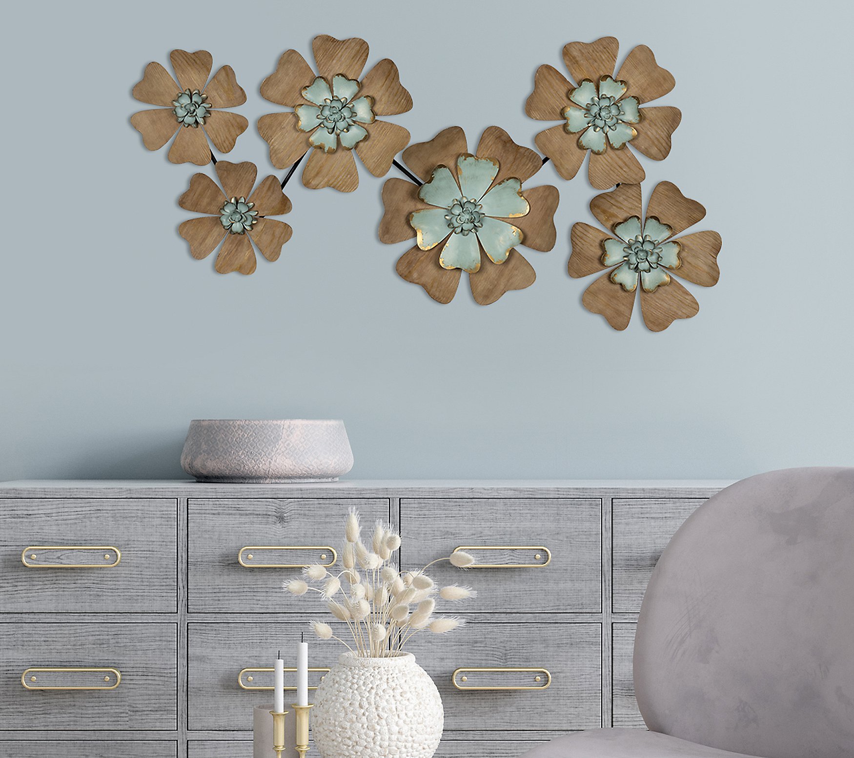 Stratton Home Decor Field of Flowers Centerpiece Wall Decor