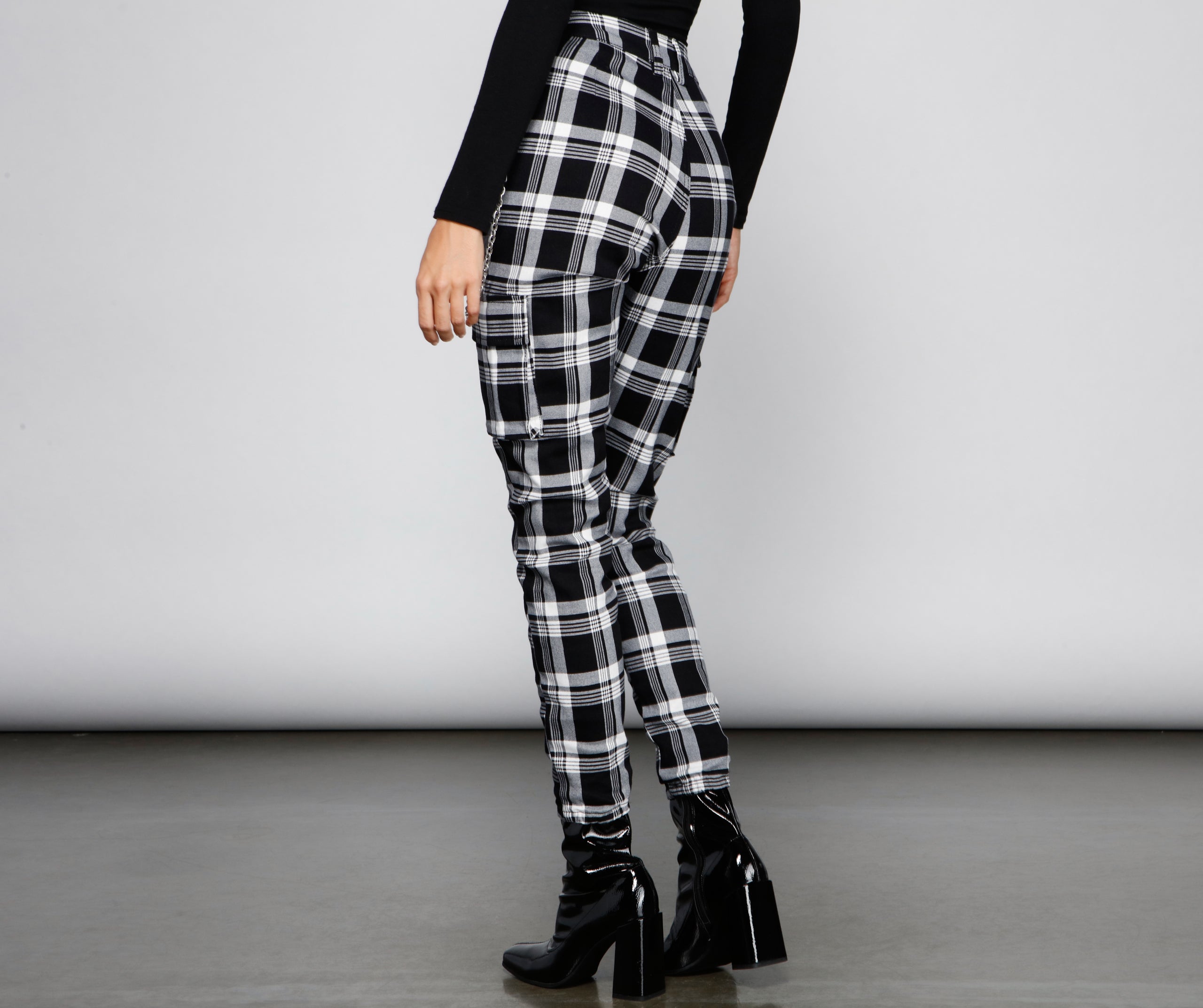 High Waist Plaid Joggers With Chain