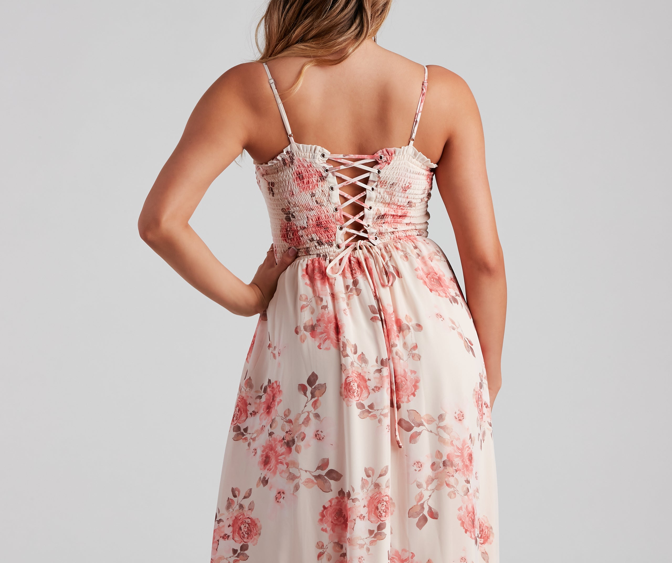 Effortlessly Enchanting Floral Maxi Dress