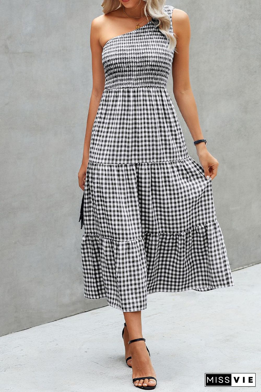 Plaid One Shoulder Pleated Ruffles Long Dress Wholesale