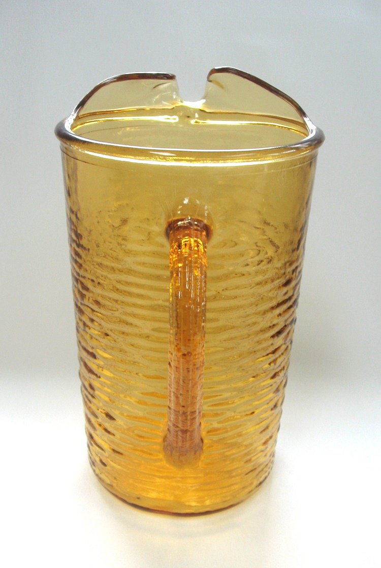 Honey Gold Amber Glass Water Beverage Pitcher Anchor Hocking 2 Quarts Vintage Kitchen 1960s