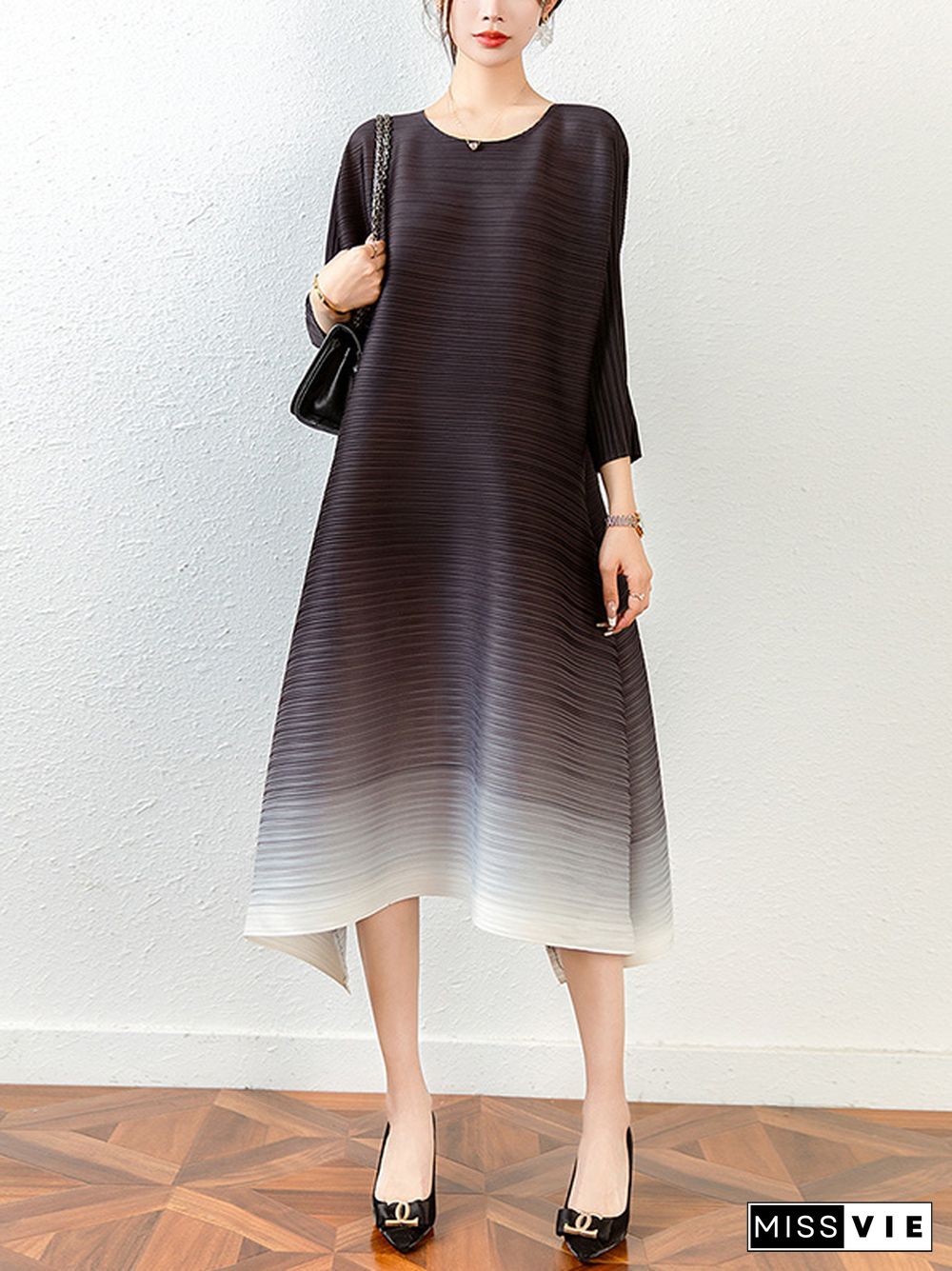 Original Long Sleeves Loose Pleated Gradient Round-Neck Midi Dresses