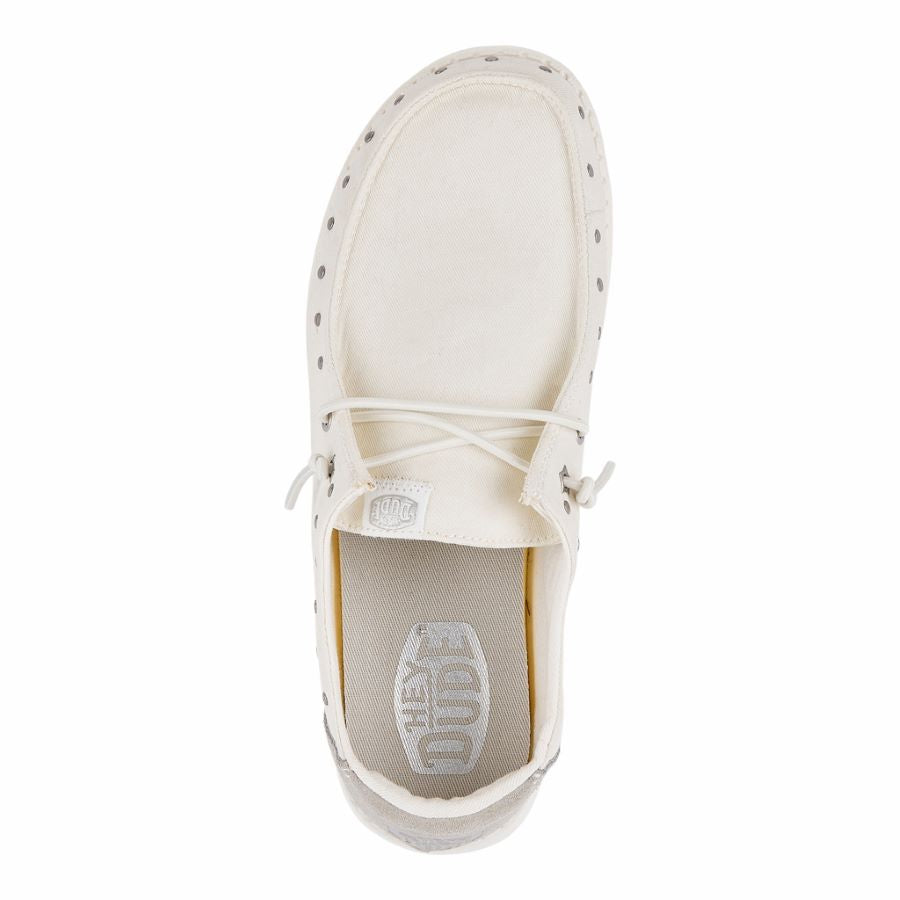 Wendy Star Studded - White