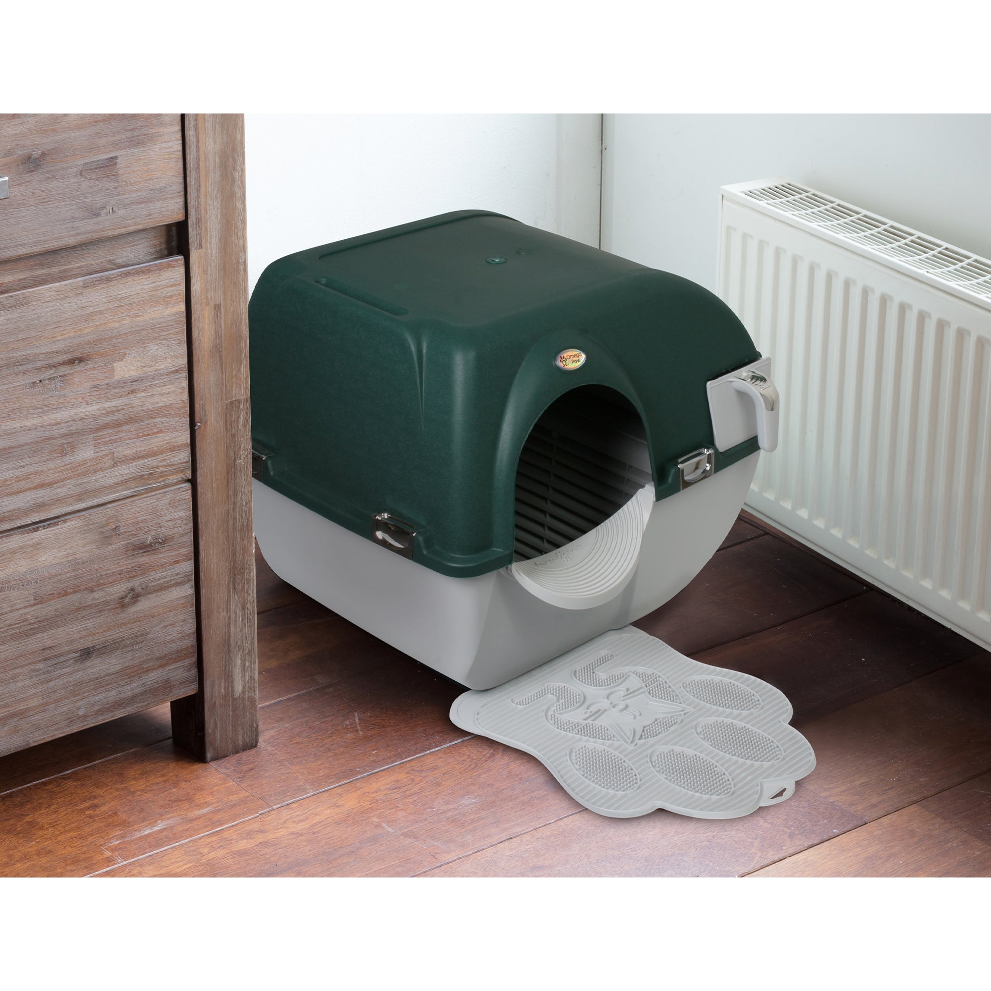 Omega Paw Roll'n Clean Self-Cleaning Litter Box and Paw Cleaning Mat for Cats