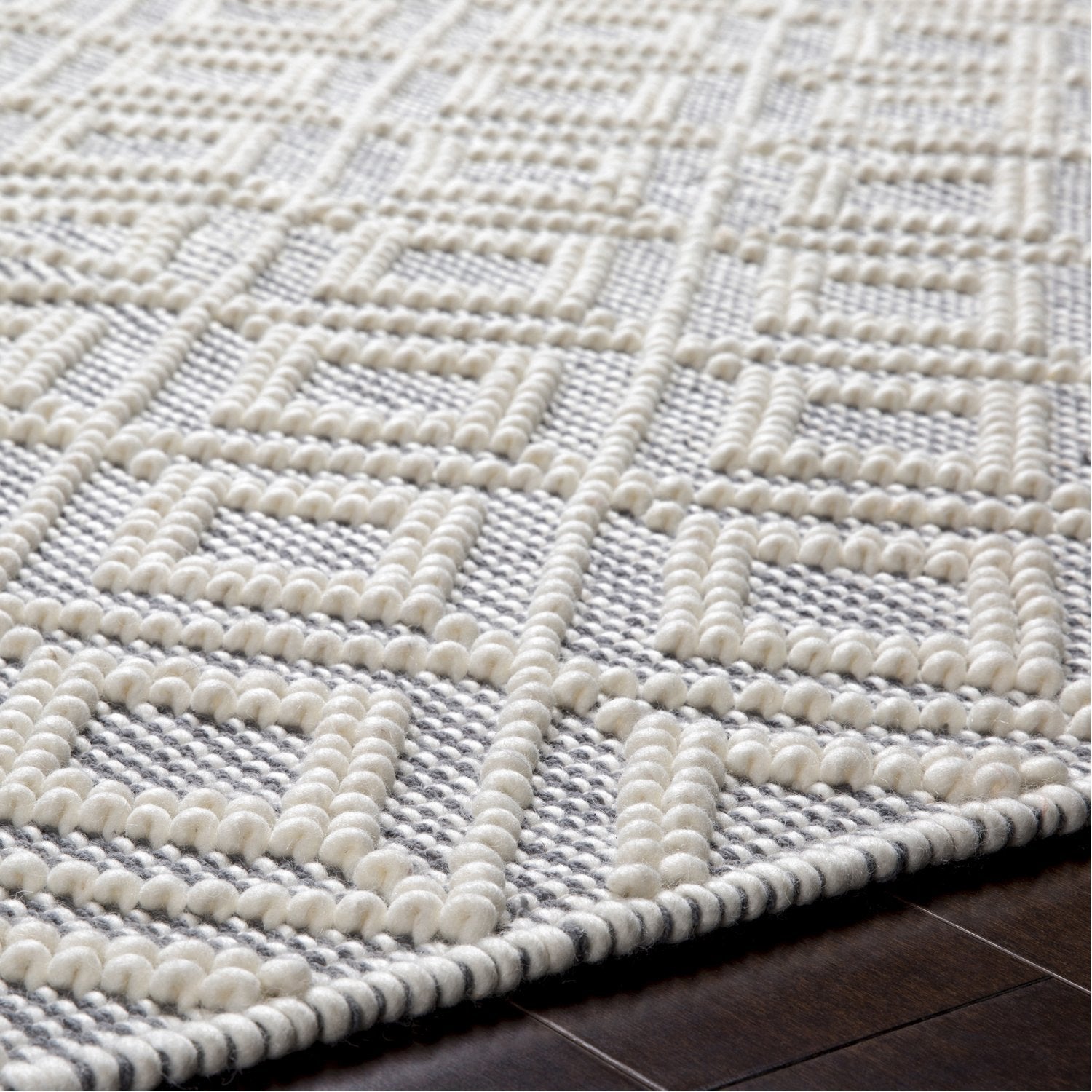 Farmhouse Tassels Hand Woven Rug