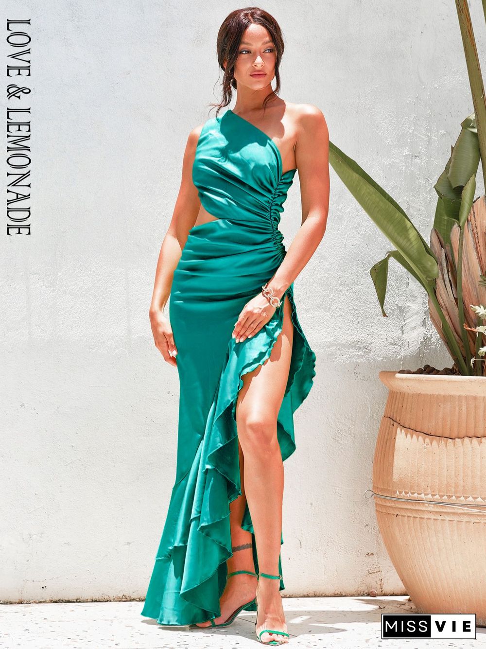 LOVE&LEMONADE Sexy Emerald Green Off-Shoulder Cut-Out Split Ruffled Reflective Satin Party Maxi Dress LM82202-A