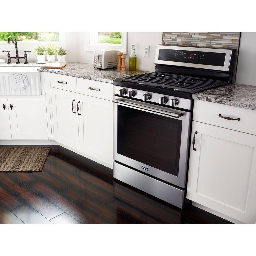 Maytag 5.8 cu. ft. Gas Range with True Convection in Fingerprint Resistant Stainless Steel MGR8800FZ