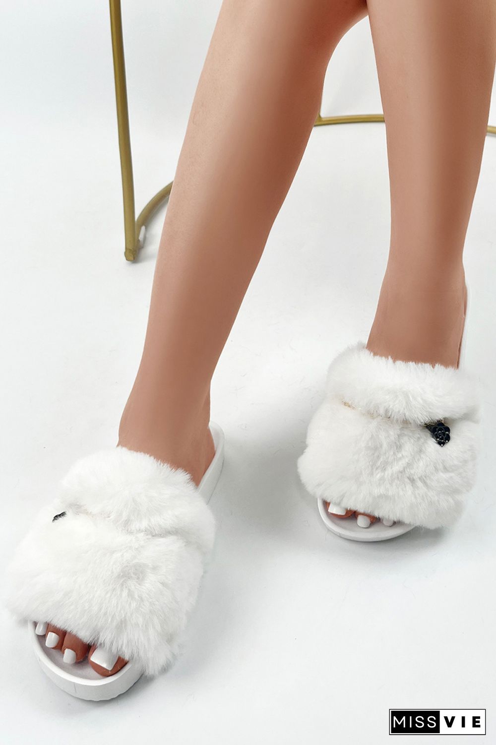 Chain Decor Fuzzy Home Slippers