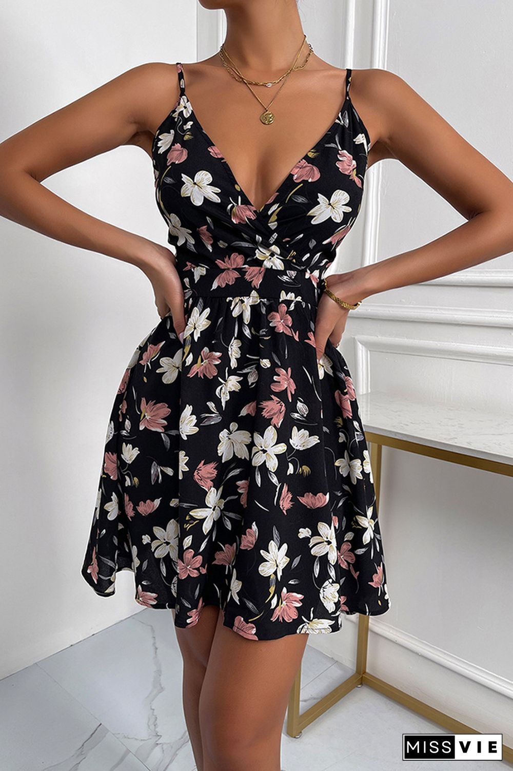 Black Floral V Neck Speghetti Strap Mini Dress