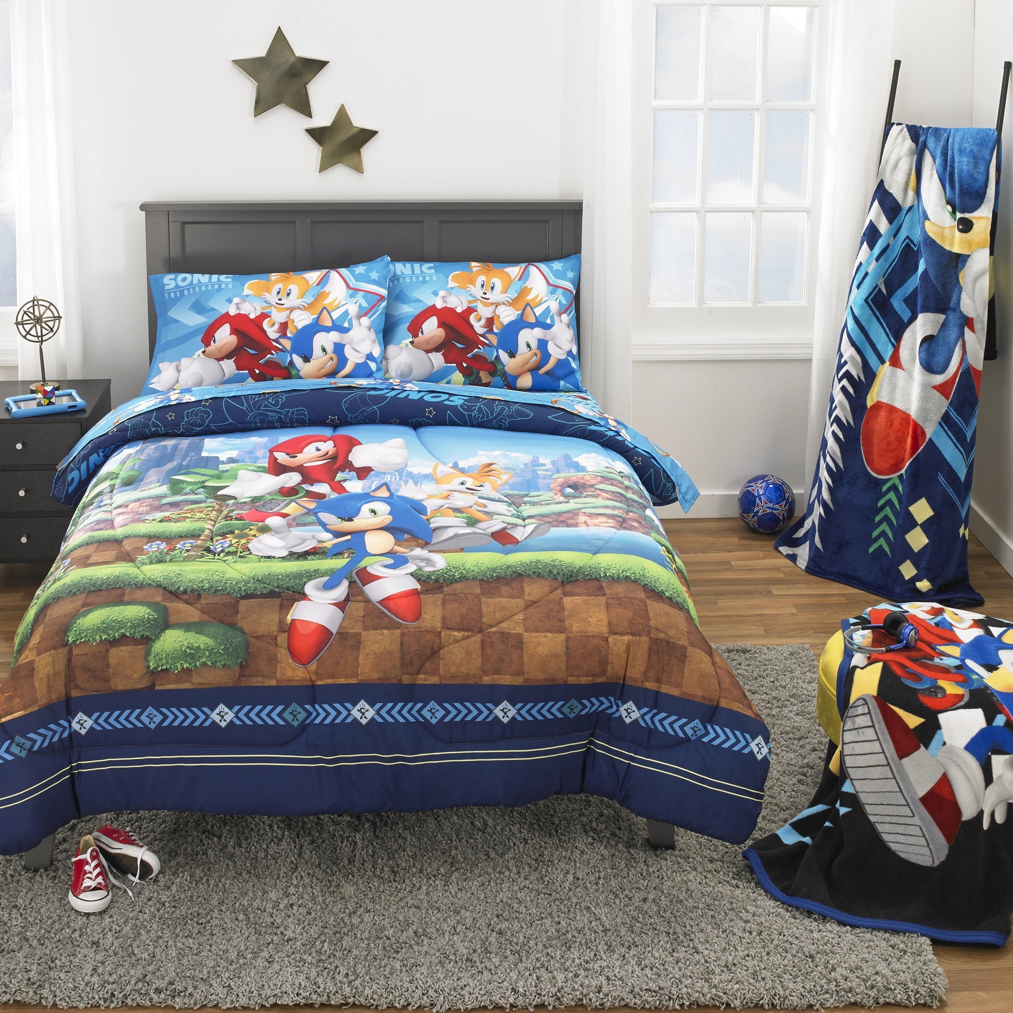 Sonic the Hedgehog Kids Full Bed in a Bag, Gaming Bedding, Comforter and Sheets, Blue, Sega