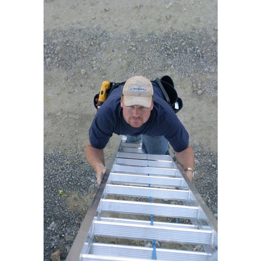 Werner 32 ft. Aluminum D-Rung Extension Ladder with 300 lbs. Load Capacity Type IA Duty Rating D1532-2