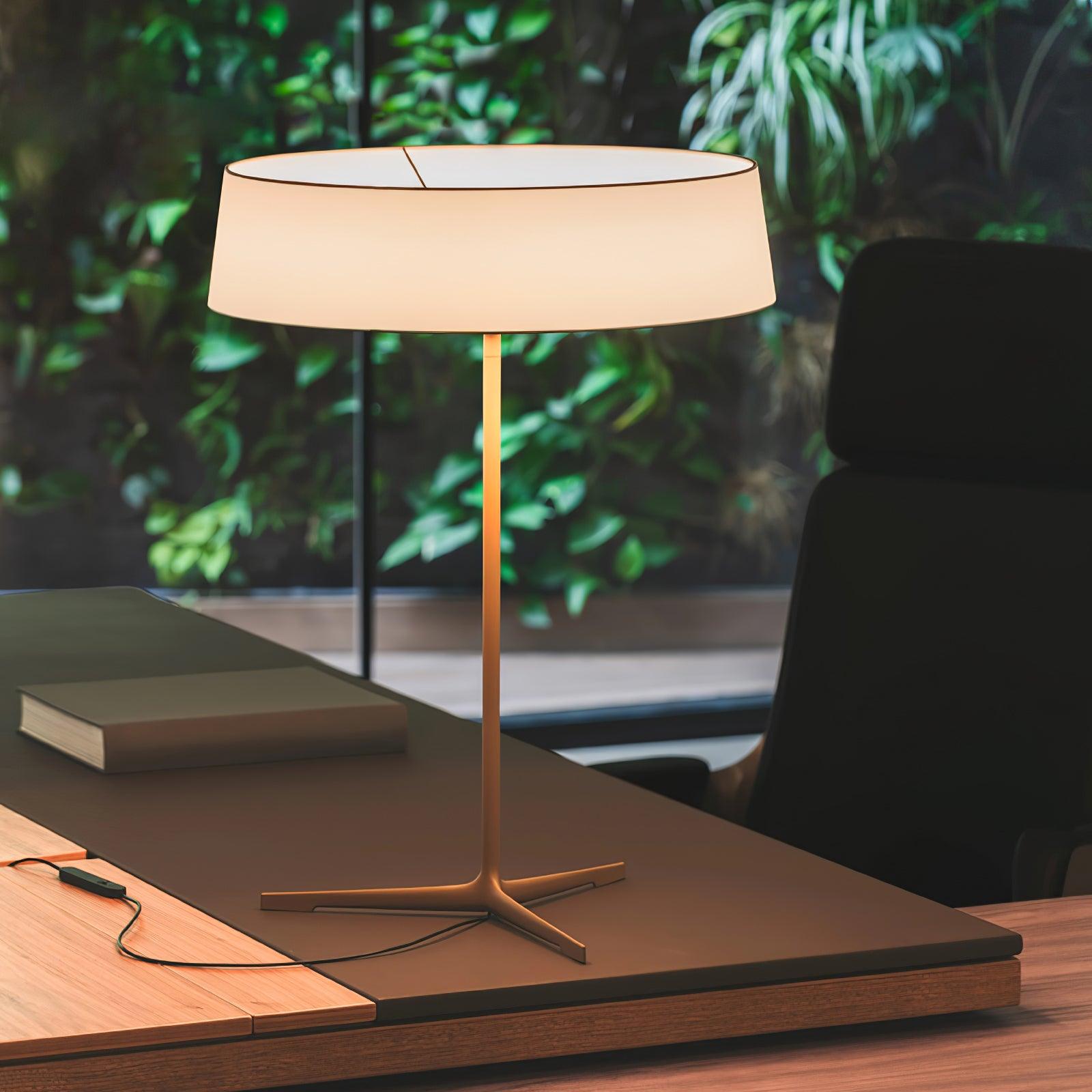 Dama Table Lamp