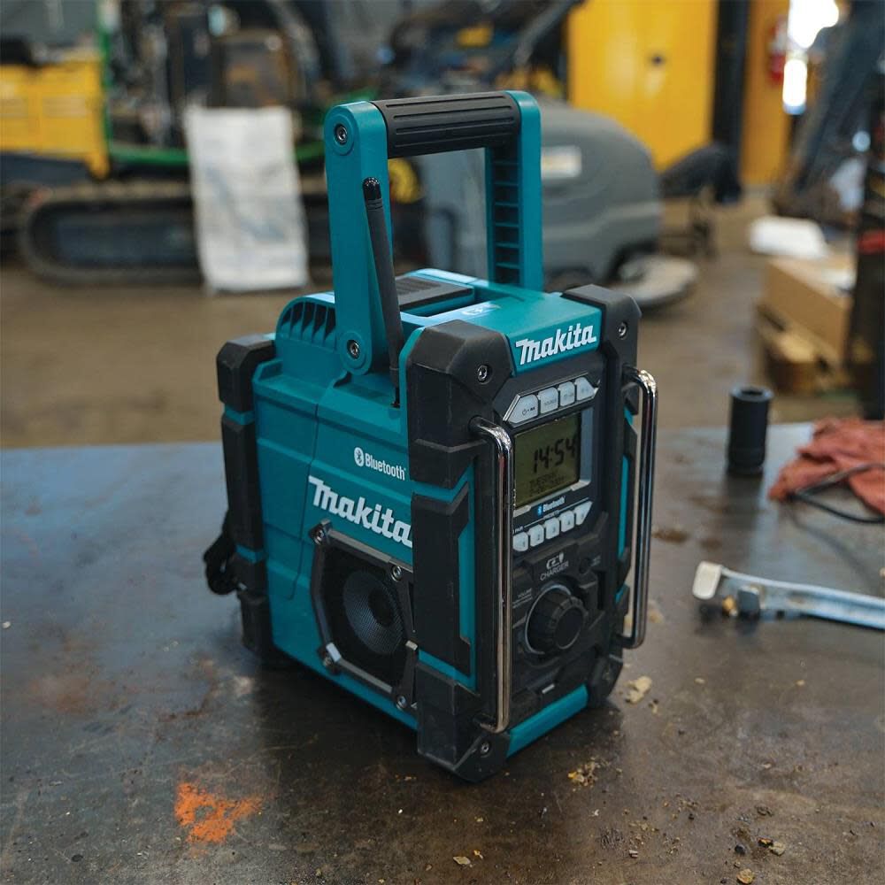 Makita 18V LXT 12V Max CXT Bluetooth Job Site Charger/Radio Lithium Ion Cordless Bare Tool XRM10 from Makita