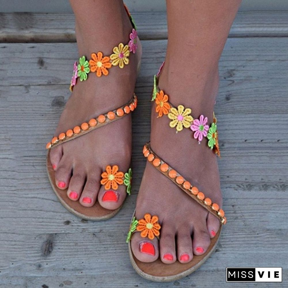 Female Bohemian Style Sandals Flats Sandals Flowers shaped Sandals Flip Flops Plus Size