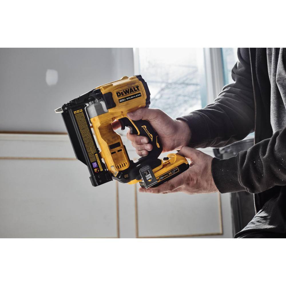 DW ATOMIC 20V MAX Lithium Ion Cordless 23 Gauge Pin Nailer Kit with 2.0Ah Battery and Charger DCN623D1