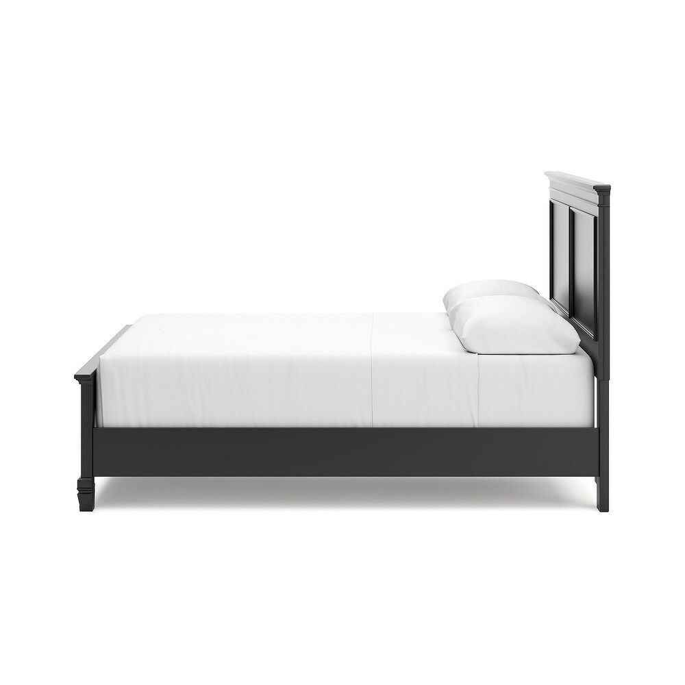 Signature Design by Ashley Fortman Panel Bed