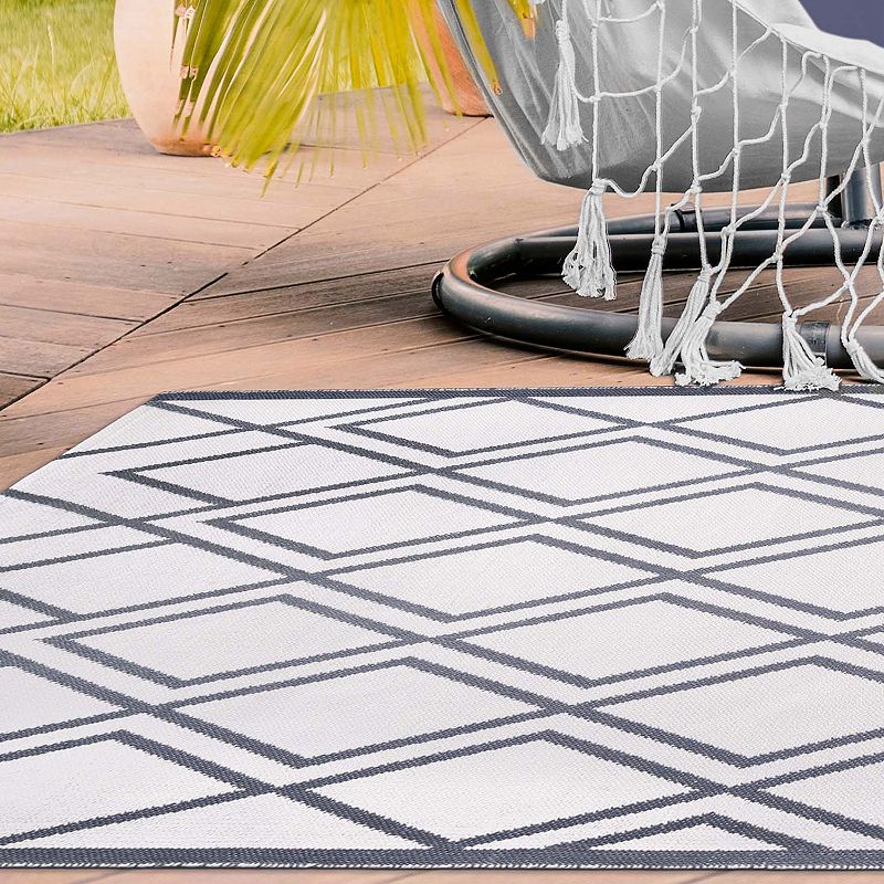 SUPERIOR Zig-Zag Reversible Indoor Outdoor Rug