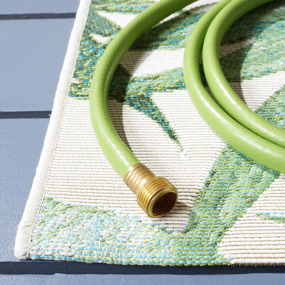 SAFAVIEH Barbados Ennia Tropical Indoor/Outdoor Waterproof Rug