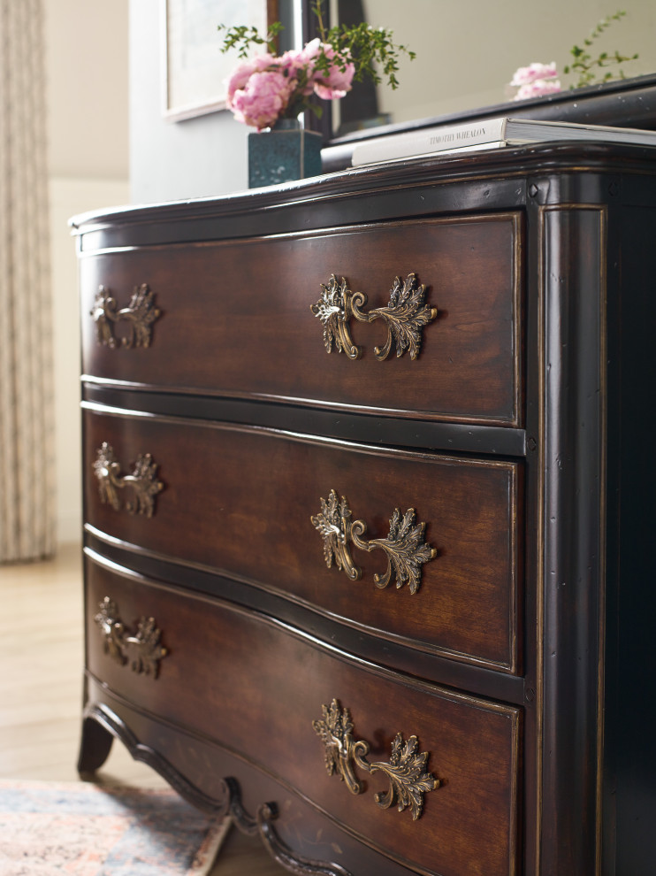 Charleston Three Drawer Accent Chest   Traditional   Accent Chests And Cabinets   by Hooker Furniture  Houzz