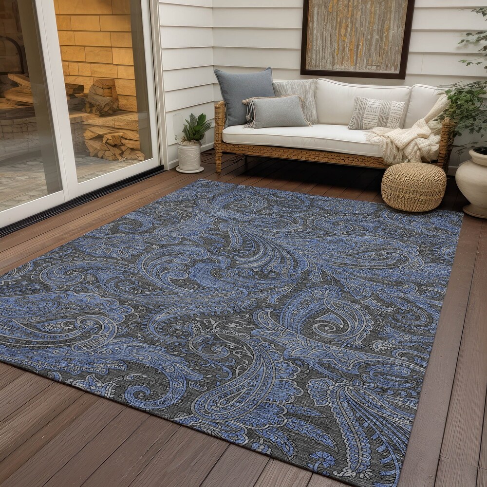 Machine Washable Indoor/ Outdoor Chantille Traditional Paisley Rug