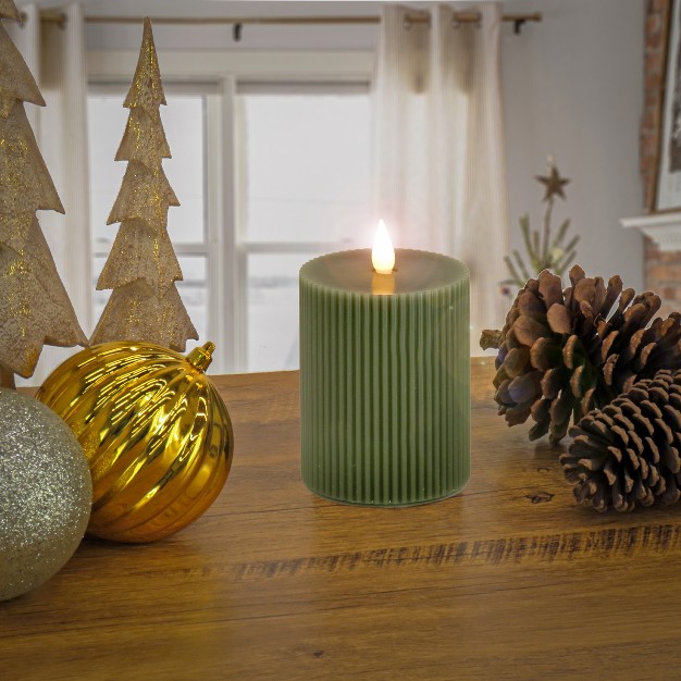 Hgtv Home Collection Georgetown Real Motion Flameless Candle With Remote Green With Warm White Led Lights Battery Powered 7 In