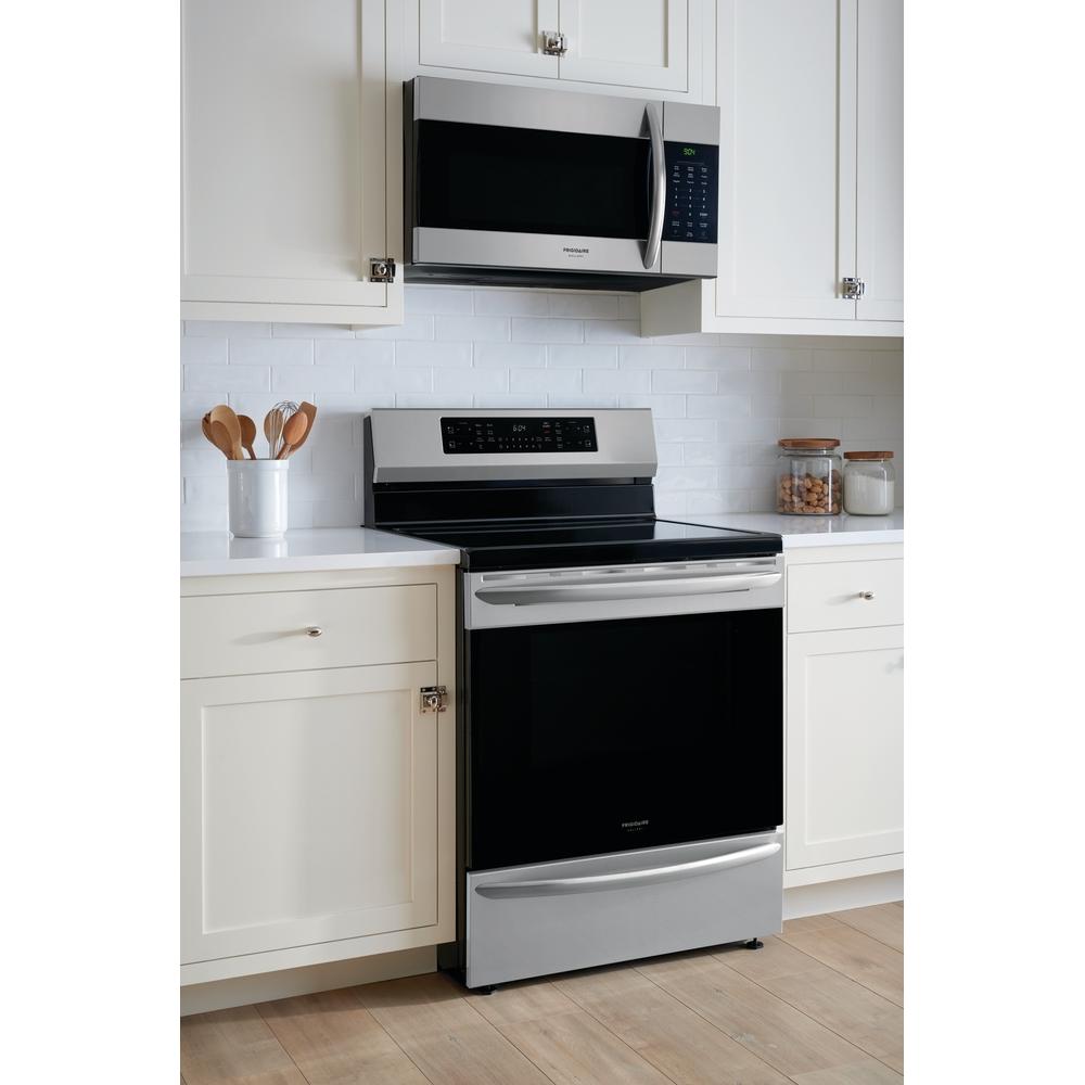 Frigidaire Gallery 30-inch Freestanding Electric Induction Range with Air Fry Technology GCRI305CAF