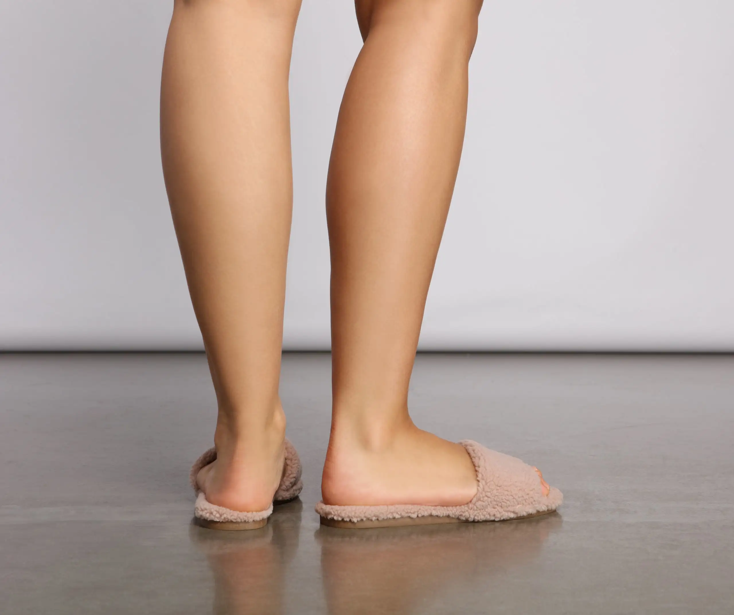 Cozy Moment Sherpa Slides