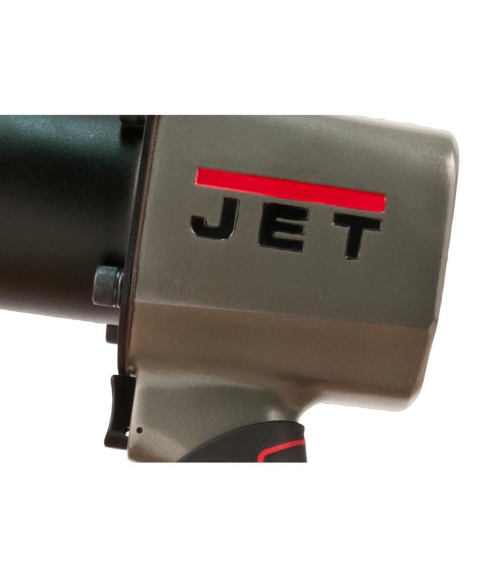 R8 JAT-105 3/4In Impact Wrench ;