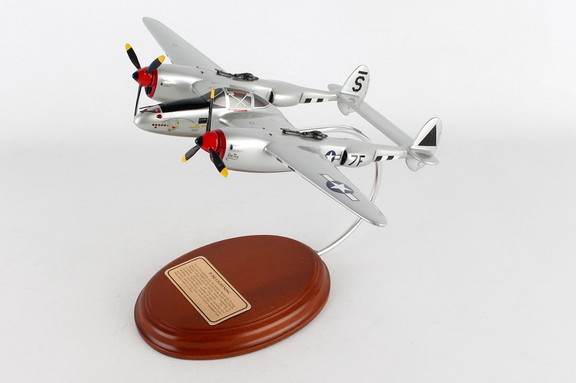 Executive Series A3750 P 38J Lightning 1/50 (AM070...