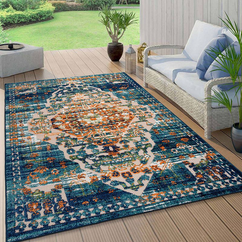 World Rug Gallery Distressed Traditional Indoor Outdoor Rug