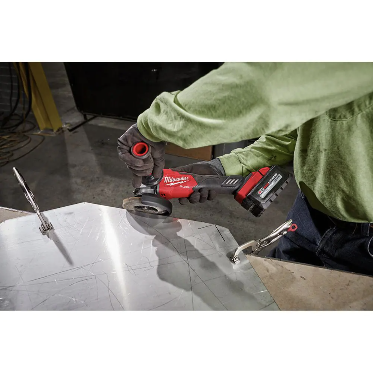 Milwaukee M18 FUEL 18V Lithium-Ion Brushless Cordless 4-1/2 in./5 in. Grinder (Tool-Only)