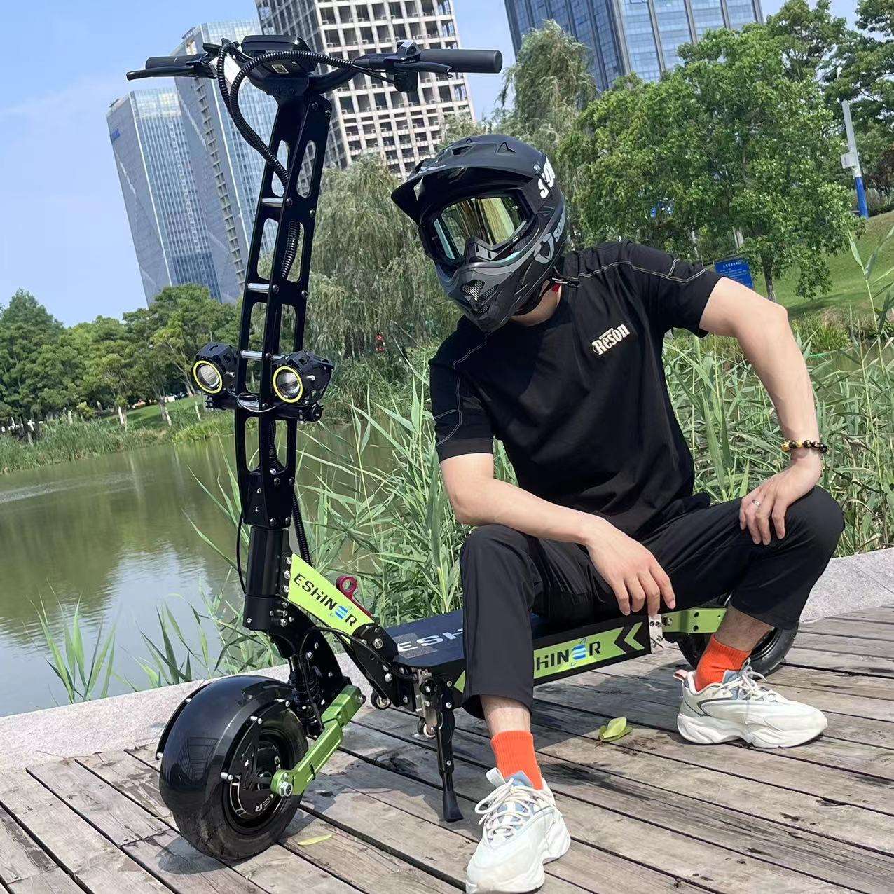 Recommend Fast E Scooter 60V 6000W Twist Throttle Waterproof Dual Motor Drive Electric Scooter Adults Electric City Bike For Men